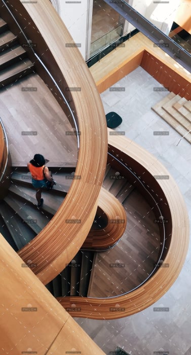 demo-attachment-9-stephen-di-donato-119071-unsplash-min